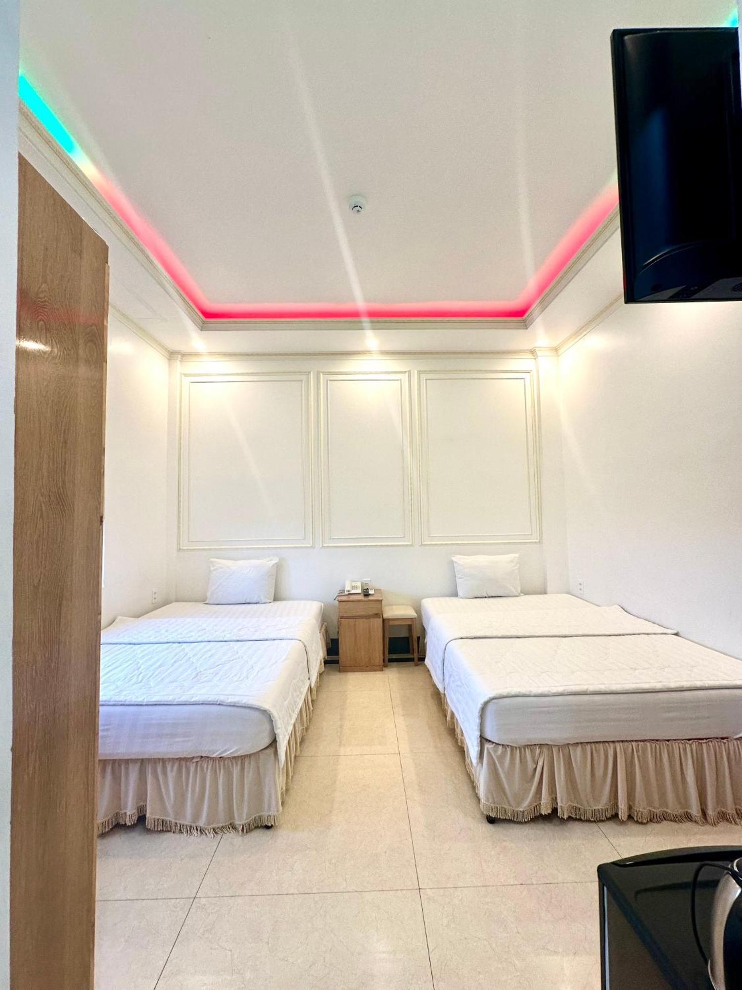 Phung Hoang Vu Hotel Bac Lieu ภายนอก รูปภาพ