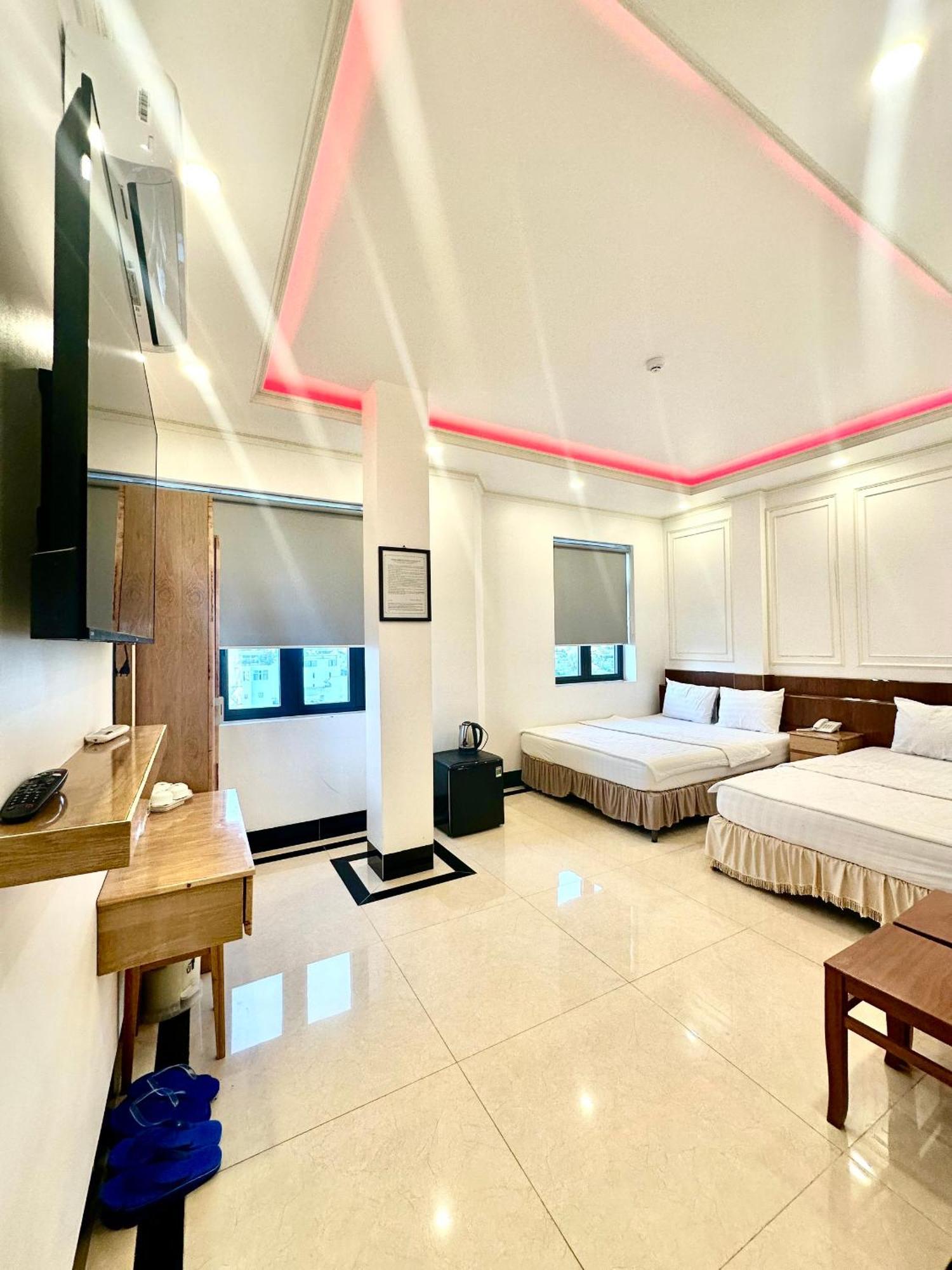 Phung Hoang Vu Hotel Bac Lieu ภายนอก รูปภาพ